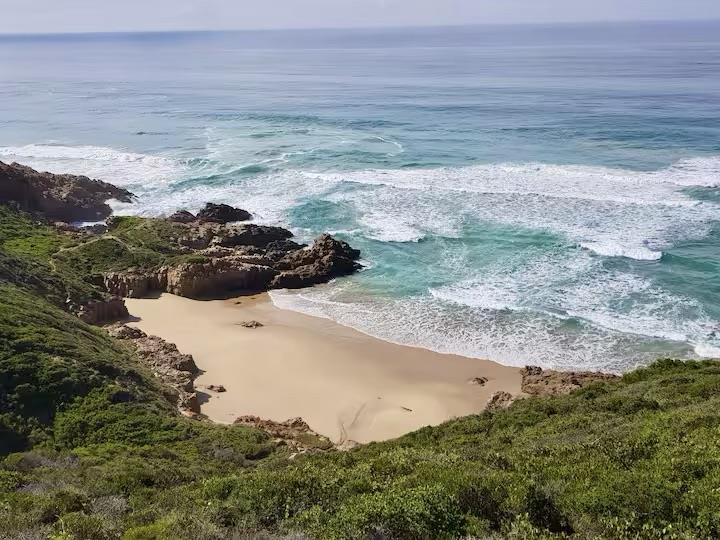 To Let 1 Bedroom Property for Rent in Mossel Bay Central Western Cape